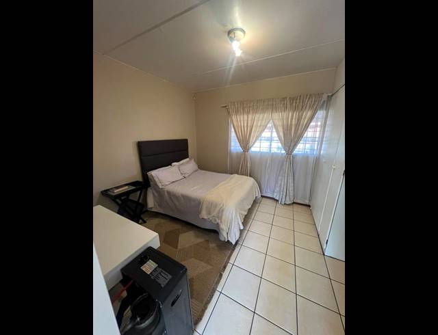 1 BEDROOM PROPERTY TO RENT IN WELTEVREDEN PARK